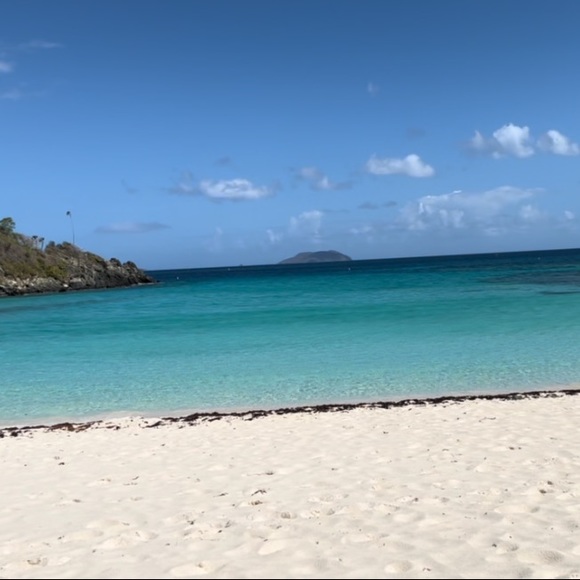 Meet your Posher, Lauren - Picture 1 of 1